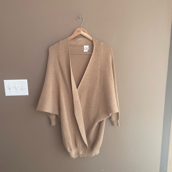 Anthropologie Akemi + Kin Petra Cardigan Sweater in Honey One Size - Picture 2 of 6